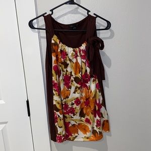 EUC Macy’s Size XL August Silk Flower Floral BOW tie Tank Top